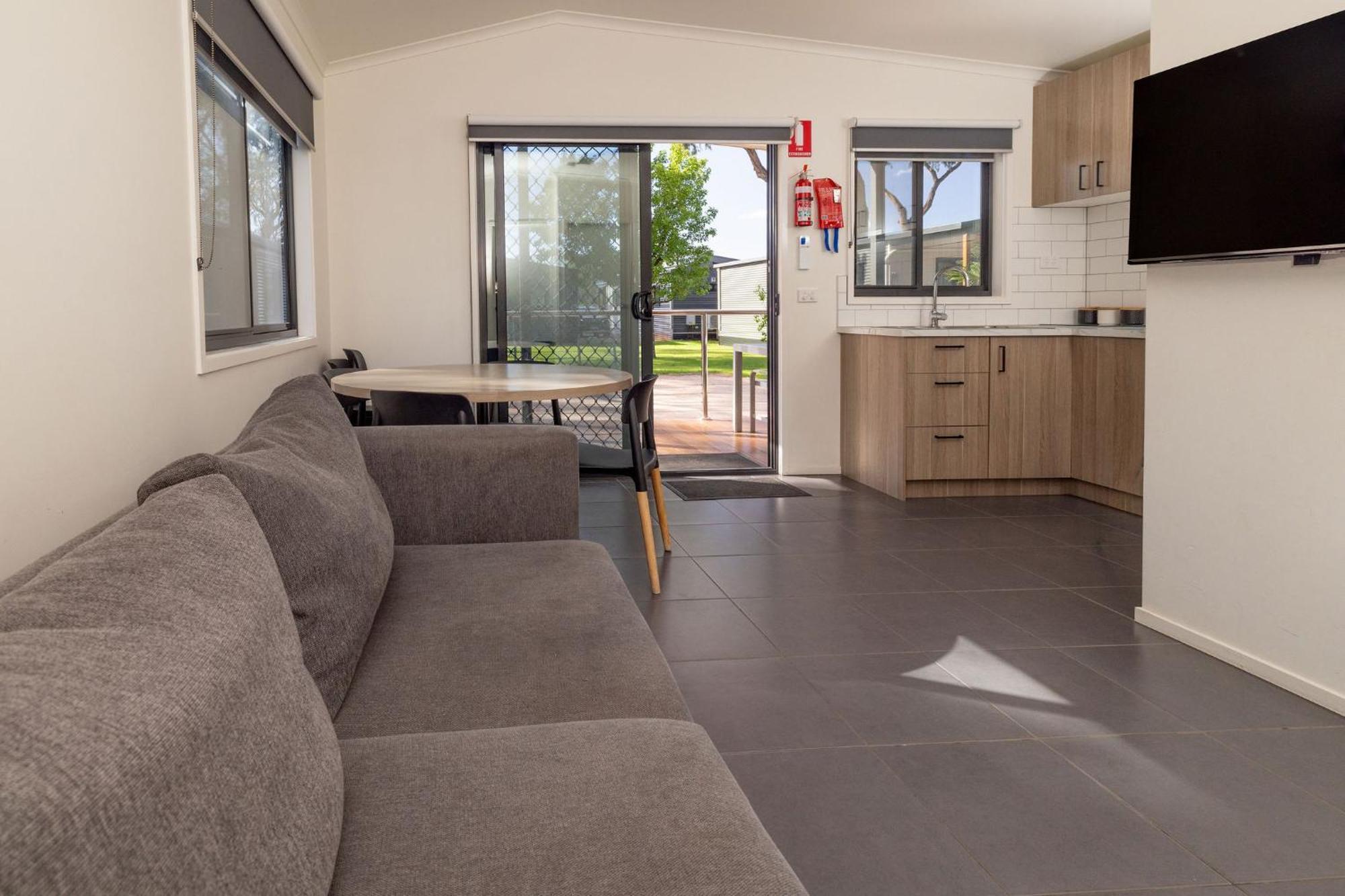 Big4 Renmark Riverfront Holiday Park Екстер'єр фото