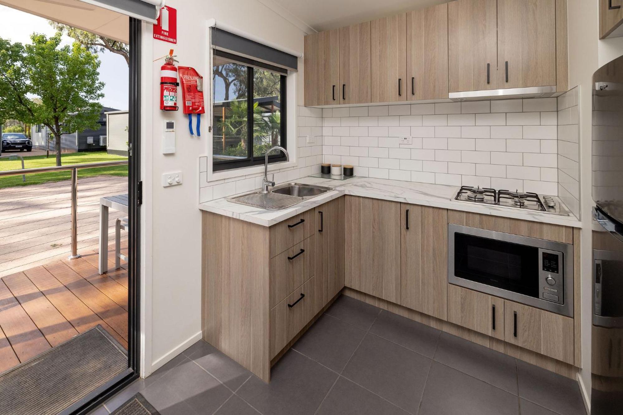 Big4 Renmark Riverfront Holiday Park Екстер'єр фото