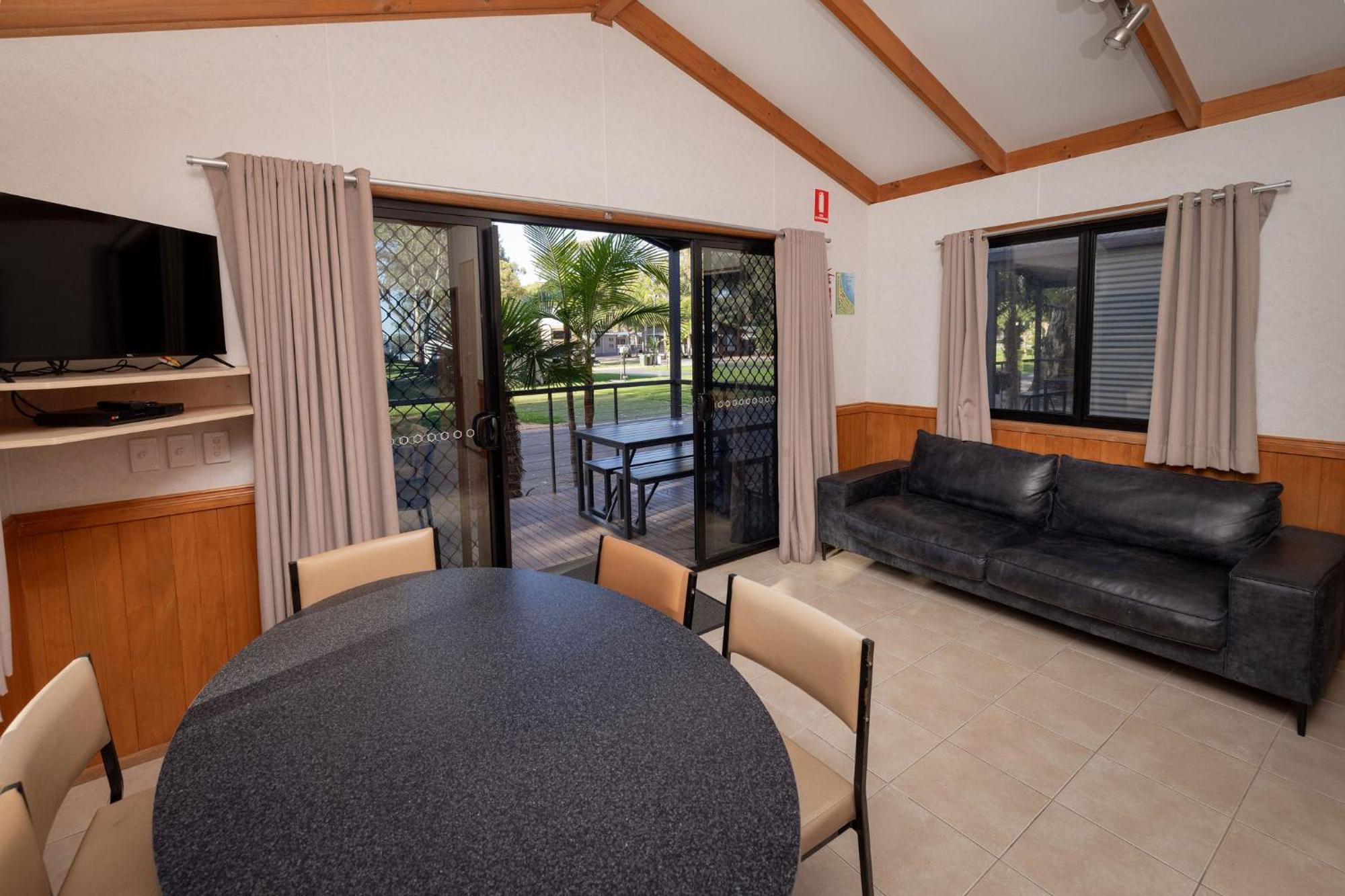 Big4 Renmark Riverfront Holiday Park Екстер'єр фото