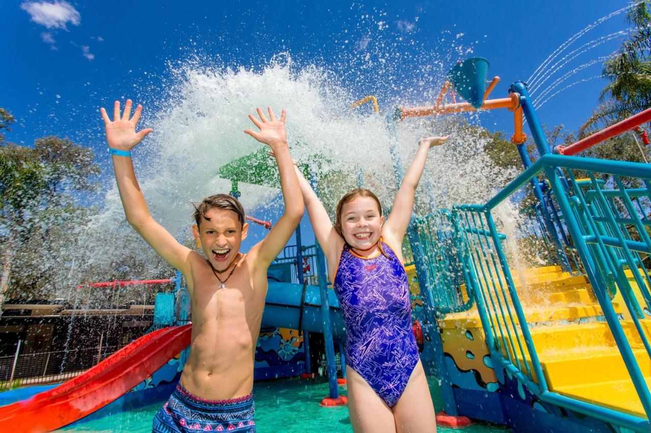 Big4 Renmark Riverfront Holiday Park Екстер'єр фото